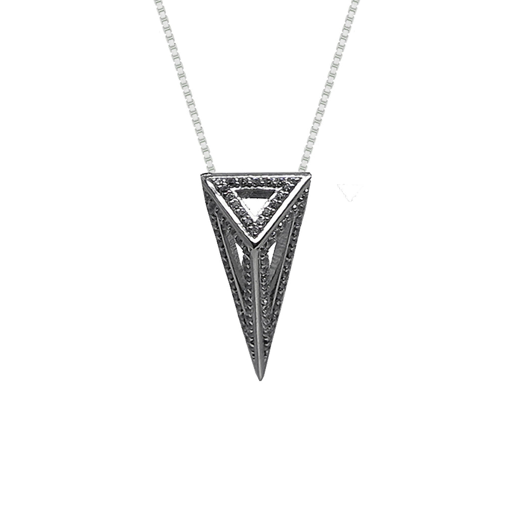 White gold with black diamonds and black rhodium